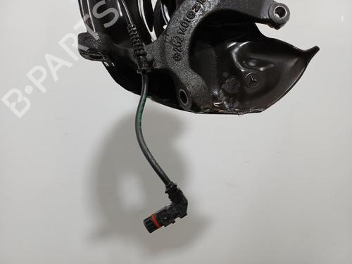Used Left front steering knuckle Left front steering knuckle MERCEDES-BENZ SLK (R170) 230 Kompressor (170.447) (193 hp) 40280048 40280048