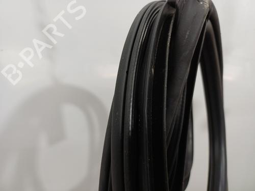 rubber-door-seal-kia-venga-yn-2010-2011-2012-2013-2014-2015-2016-2017-2018-2019-34104644 main image
