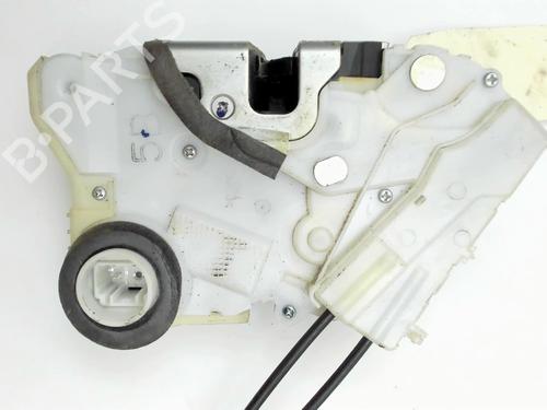 Used Front right lock TOYOTA YARIS (_P13_) 1.4 D (NLP130_, NLP130) (90 hp) 20469338