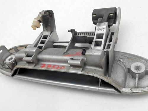 Maniglia esterna anteriore sinistra Maniglia esterna anteriore sinistra TOYOTA YARIS (_P1_) 1.3 (SCP12_, SCP13_, SCP12R, SCP13R) (87 hp) 37166109 37166109