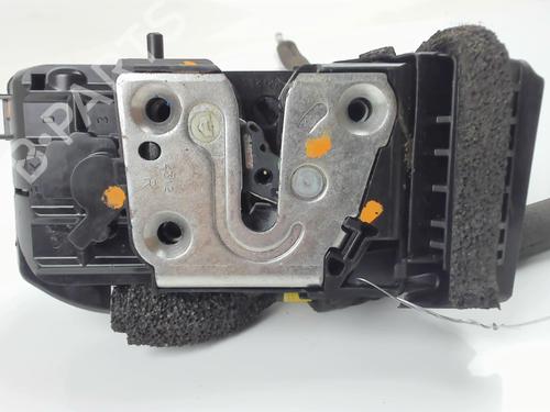 Rear right lock NISSAN JUKE (F15) 1.5 dCi | BP20464015C99