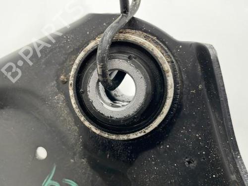 Used Right front suspension arm Right front suspension arm RENAULT SCÉNIC III (JZ0/1_) 1.5 dCi (JZ02, JZ0R) (95 hp) 20444983 20444983