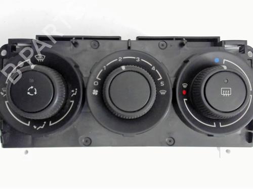 climate-control-citroen-c3-picasso-sh_-2008-32264271 main image