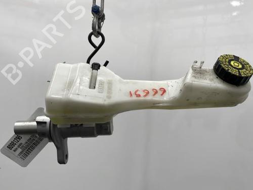 Used Brake master cylinder BMW 2 Gran Tourer (F46) 218 d (150 hp) 20445558