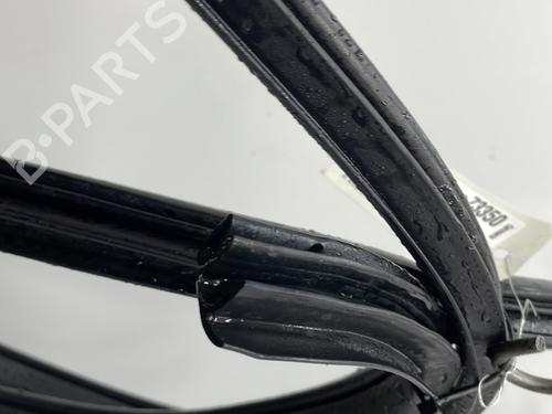 Used Rubber door seal Rubber door seal SUZUKI SWIFT V (AZ) 1.2 Hybrid (Mild Hybrid) (A2L412) (83 hp) 23780511 23780511