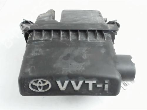 Used Air filter box Air filter box TOYOTA YARIS (_P9_) 1.3 VVT-i (SCP90_, SCP90R) (87 hp) 32373626 32373626