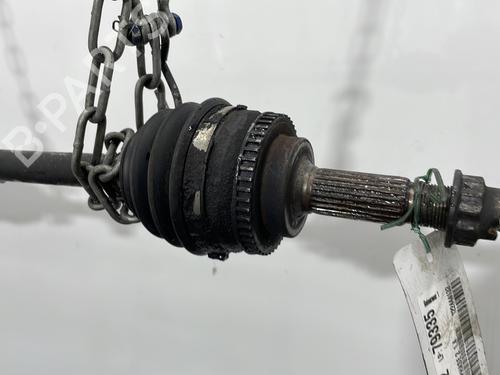 Used Right front driveshaft Right front driveshaft TOYOTA YARIS (_P1_) 1.4 D-4D (NLP10_, NLP10R) (75 hp) 33445522 33445522