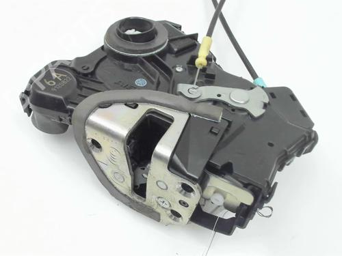 Front left lock TOYOTA URBAN CRUISER (_P1_) 1.4 D-4D (NLP110_, NLP110R) | BP20463720C98 