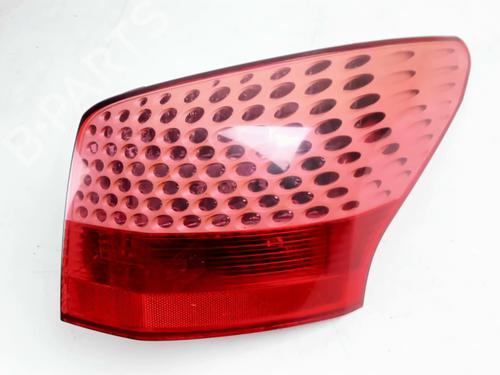 Højre baglygte PEUGEOT 407 SW (6E_, 6D_) 1.6 HDi 110 | BP29976567C35