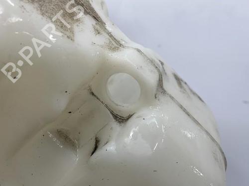 Used Windscreen washer tank Windscreen washer tank HONDA ACCORD V Aerodeck (CE) 2.0 i LS 16V (CE2) (136 hp) 21239344 21239344