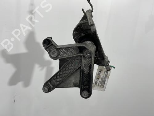 Used Gearbox mount RENAULT MEGANE II (BM0/1_, CM0/1_) 1.5 dCi (BM02, BM13, BM2A, CM02, CM13) (101 hp) 31654266