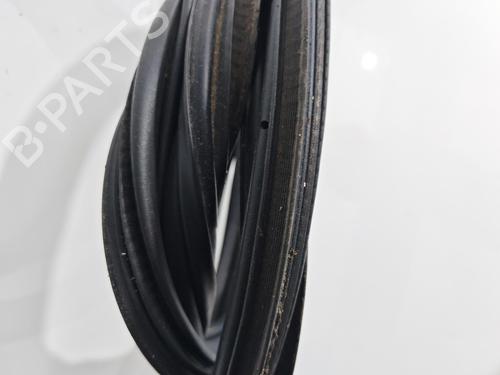 Used Rubber door seal Rubber door seal OPEL ASTRA K Sports Tourer (B16) 1.6 CDTi (35) (136 hp) 39954683 39954683