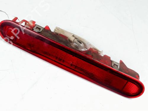 Troisième feu stop RENAULT KANGOO / GRAND KANGOO II (KW0/1_) 1.5 dCi 90 (KW05, KW08, KW0G, KW11) (90 hp) 30848119