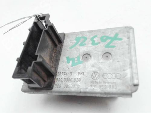 Used Heater resistor Heater resistor VW TRANSPORTER T4 Van (70A, 70H, 7DA, 7DH) 2.5 TDI (102 hp) 21240837 21240837