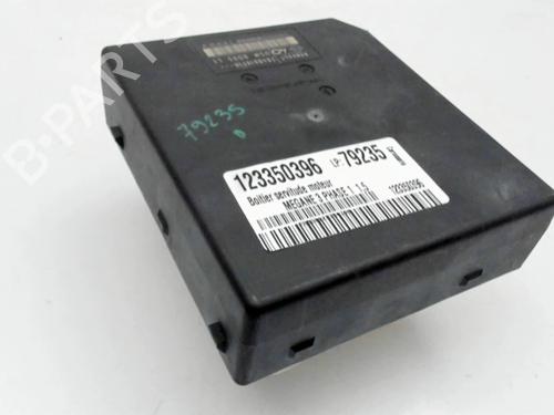 Fuse box RENAULT MEGANE III Hatchback (BZ0/1_, B3_) 1.5 dCi | BP33894884E1 - Image 3
