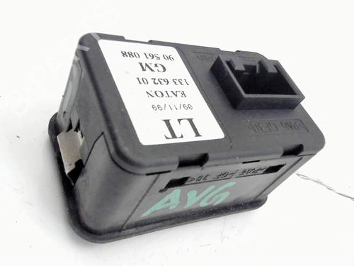 Used Left front window switch Left front window switch OPEL ASTRA G Hatchback (T98) 2.0 DI (F08, F48) (82 hp) 31355285 31355285