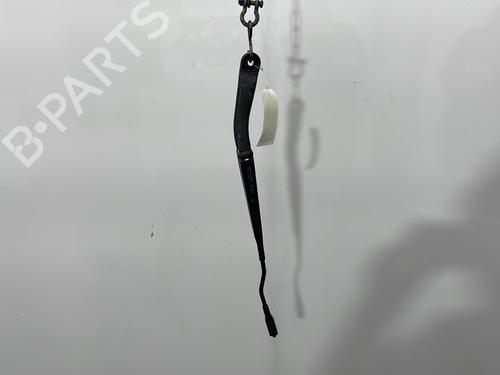 Used Front windshield wiper arm NISSAN QASHQAI I (J10, NJ10) 1.5 dCi (110 hp) 32149607