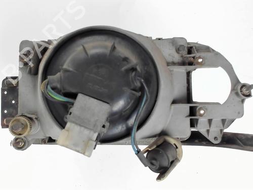 Used Right headlight Right headlight ALFA ROMEO 33 (905_) 1.5 (905.A2) (102 hp) 21228765 21228765