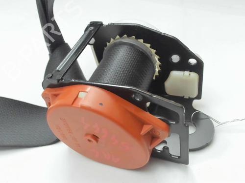 Venstre bak beltestrammer TOYOTA URBAN CRUISER (_P1_) 1.4 D-4D (NLP110_, NLP110R) 7337052250B0