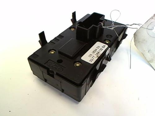 Left front window switch FORD MONDEO III (B5Y) 1.8 16V | BP20412233I27 