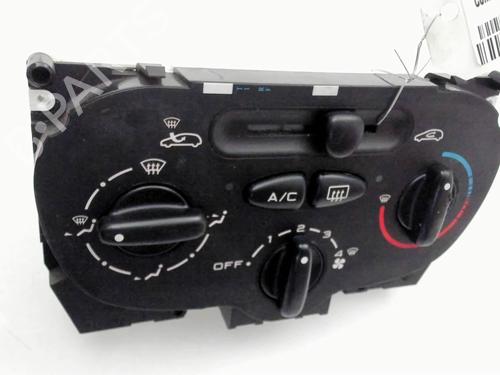 Used Climate control Climate control 38787621 38787621