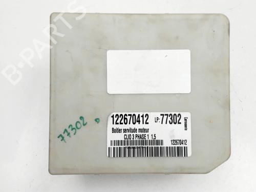 Used Fuse box Fuse box RENAULT CLIO III (BR0/1, CR0/1) 1.5 dCi (C/BR0G, C/BR1G) (68 hp) 33894779 33894779