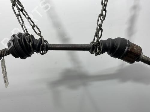 Used Left front driveshaft PEUGEOT 405 I (15B) 1.9 Diesel (69 hp) 31362756