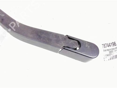 Used Rear windshield wiper arm Rear windshield wiper arm 20449723 20449723