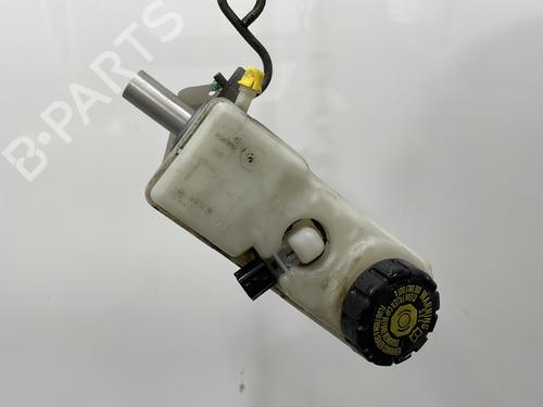 Used Brake master cylinder DACIA LODGY (JS_) 1.5 dCi (90 hp) 24057297