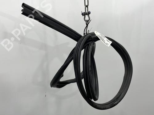 Rubber door seal FORD FOCUS II (DA_, HCP, DP) 1.8 TDCi | BP23778947C142 