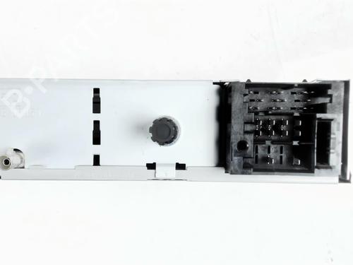 Used Radio Radio RENAULT CLIO III Grandtour (KR0/1_) 1.2 16V (103 hp) 31654170 31654170