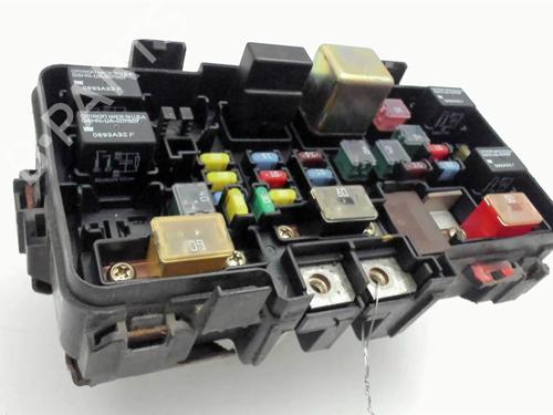 Used Fuse box Fuse box HONDA CIVIC VII Hatchback (EU, EP, EV) 2.0 Type-R (EP3) (200 hp) 22104423 22104423