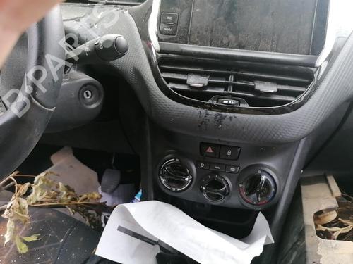 Brugte PEUGEOT 2008 I (CU_) 1.2 PureTech 82 1893302