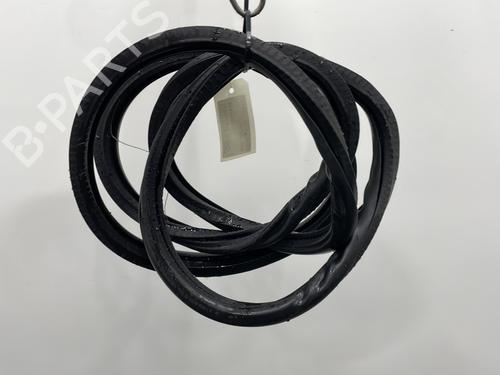 Used Rubber door seal VW GOLF V (1K1) 1.9 TDI (105 hp) 26133729