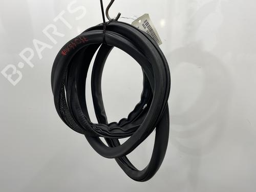 Rubber door seal SEAT IBIZA IV (6J5, 6P1) 1.9 TDI | BP22756810C142 