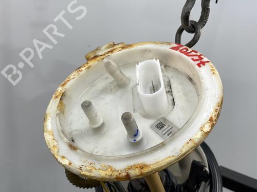 Used Fuel pump Fuel pump VW GOLF V (1K1) 1.4 16V (80 hp) 24963818 24963818