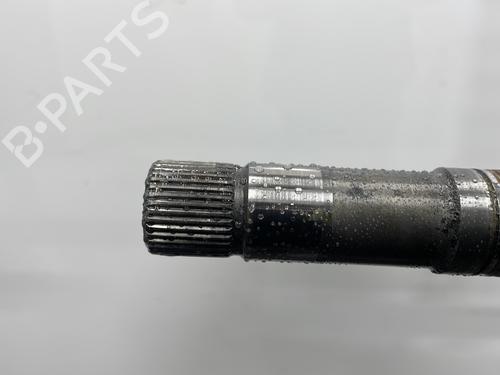 Right front driveshaft PEUGEOT EXPERT Van (V_) 2.0 BlueHDi 150 | BP31654257M39 