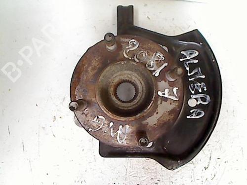 Used Left front steering knuckle NISSAN ALMERA II (N16) 1.5 (90 hp) 20414081