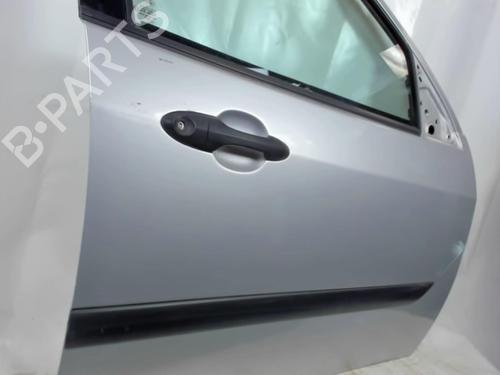 Used Right front door Right front door 20477176 20477176
