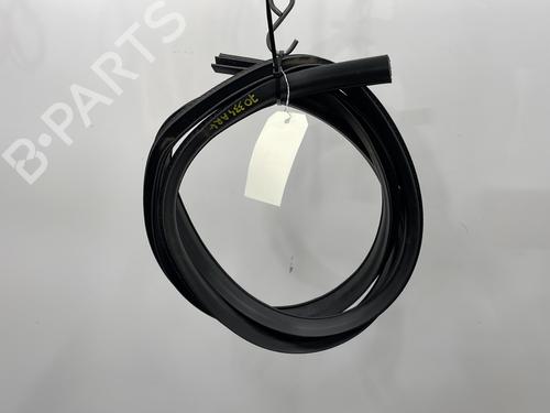 Used Rubber door seal CHRYSLER SEBRING (JS) 2.0 VVT (156 hp) 25210081