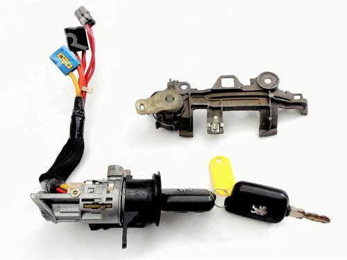 Ignition barrel PEUGEOT 607 (9D, 9U) 2.2 HDi | BP31074546M48