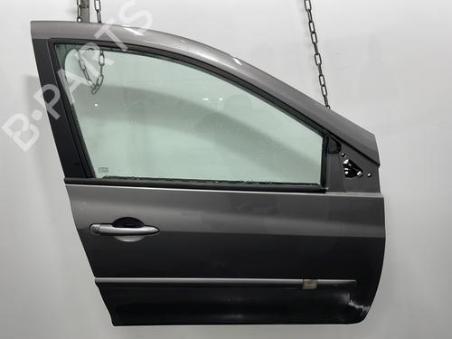 Used Right front door RENAULT CLIO III (BR0/1, CR0/1) 1.5 dCi (C/BR0G, C/BR1G) (68 hp) 30602982