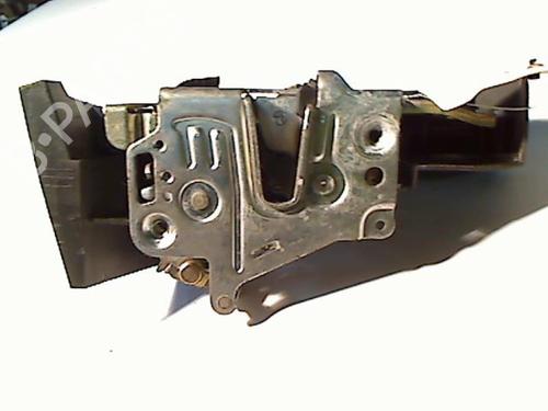 Used Rear left lock MERCEDES-BENZ E-CLASS (W210) E 220 CDI (210.006) (143 hp) 20454323