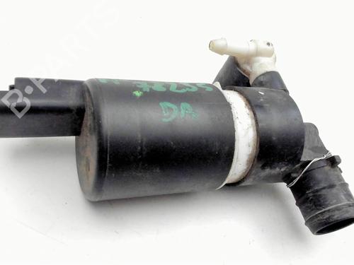 Used Washer pump Washer pump 30689101 30689101