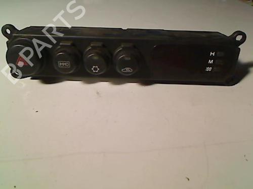 Used Warning switch KIA SPORTAGE SUV (K00) 2.0 4WD (118 hp) 21232791