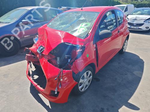 Używane części PEUGEOT 107 (PM_, PN_) 1.0 (68 hp) 4343241