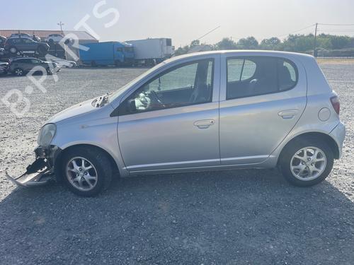 Gebruikte TOYOTA YARIS (_P1_)  1.0 (SCP10_, SCP10R)  4865929 Onderdelen