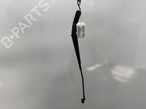 Used Front windshield wiper arm VW POLO VI (AW1, BZ1, AE1) 1.6 TDI (95 hp) 24810069