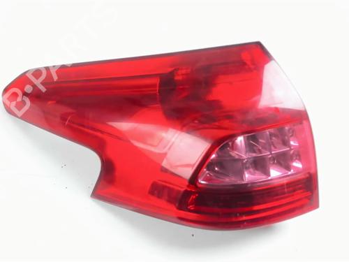 Left taillight CITROËN C5 III Break (RW_) 2.0 HDi | BP29976554C34