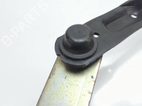 Front wipers mechanism KIA CERATO I Hatchback (LD) 2.0 CRDi | BP21234062C83 